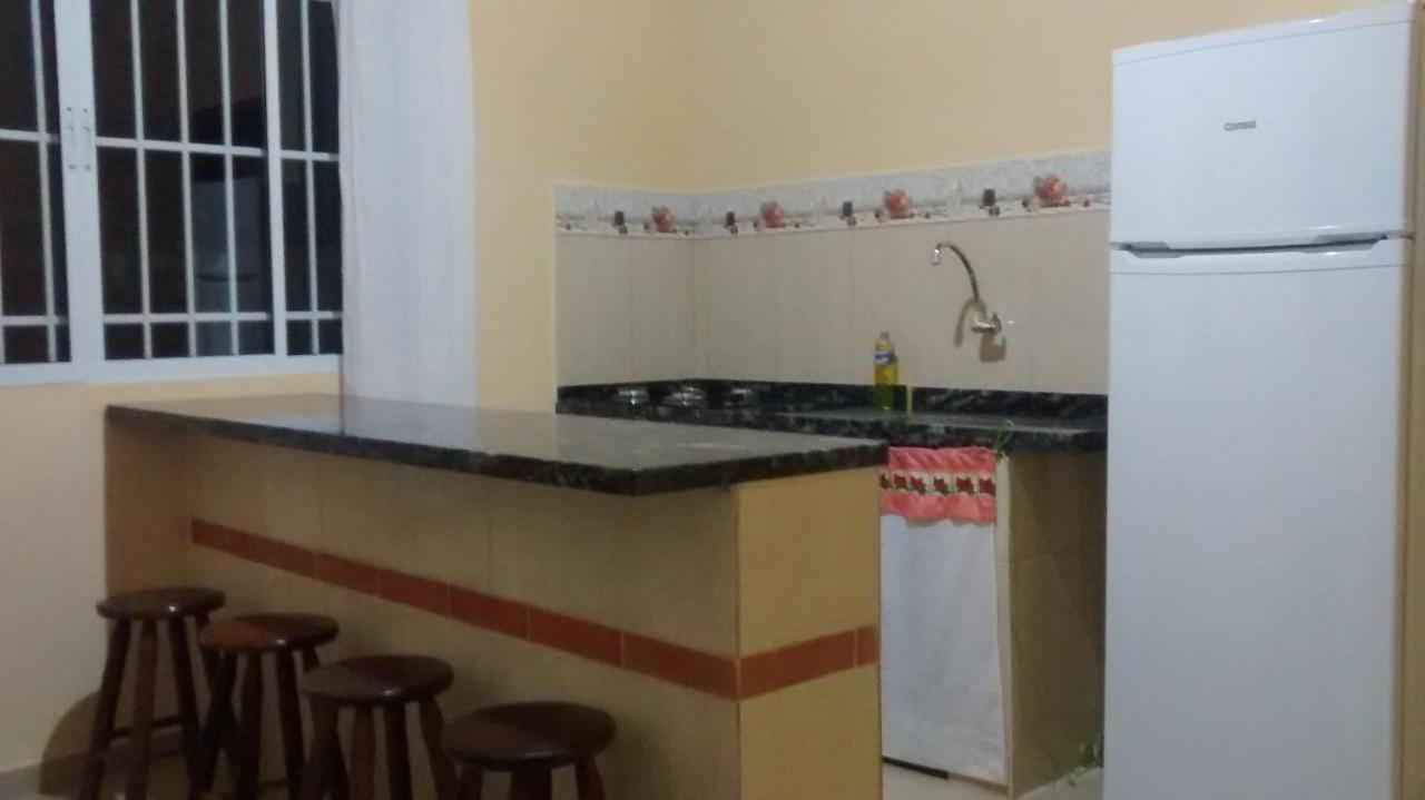 Chale No Condominio Verde Mar Na Praia Da Cocanha Caraguatatuba Luaran gambar